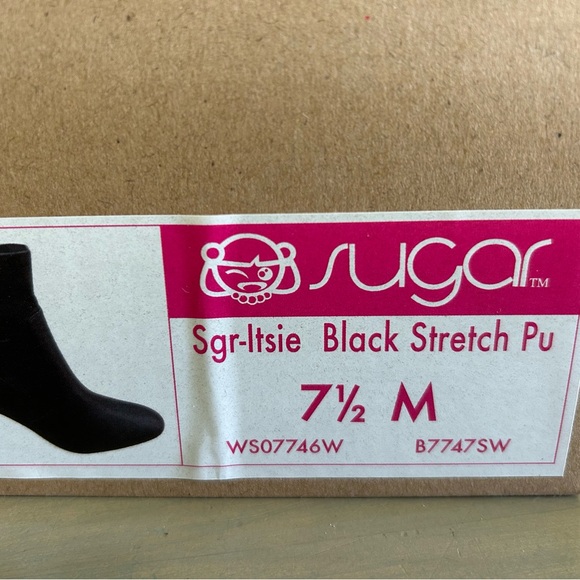 Women’s Black boot- new w/o tags stretch ankle boot, round toe - Picture 5 of 6